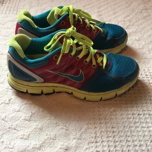 Custom Nike Shoes with flywire. Size 6.5